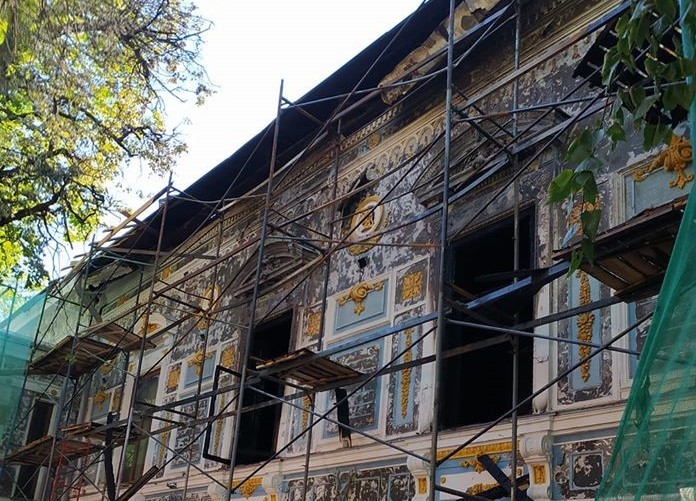 Нижегородцы могут принять участие в восстановлении Литературного музея после пожара - фото 1