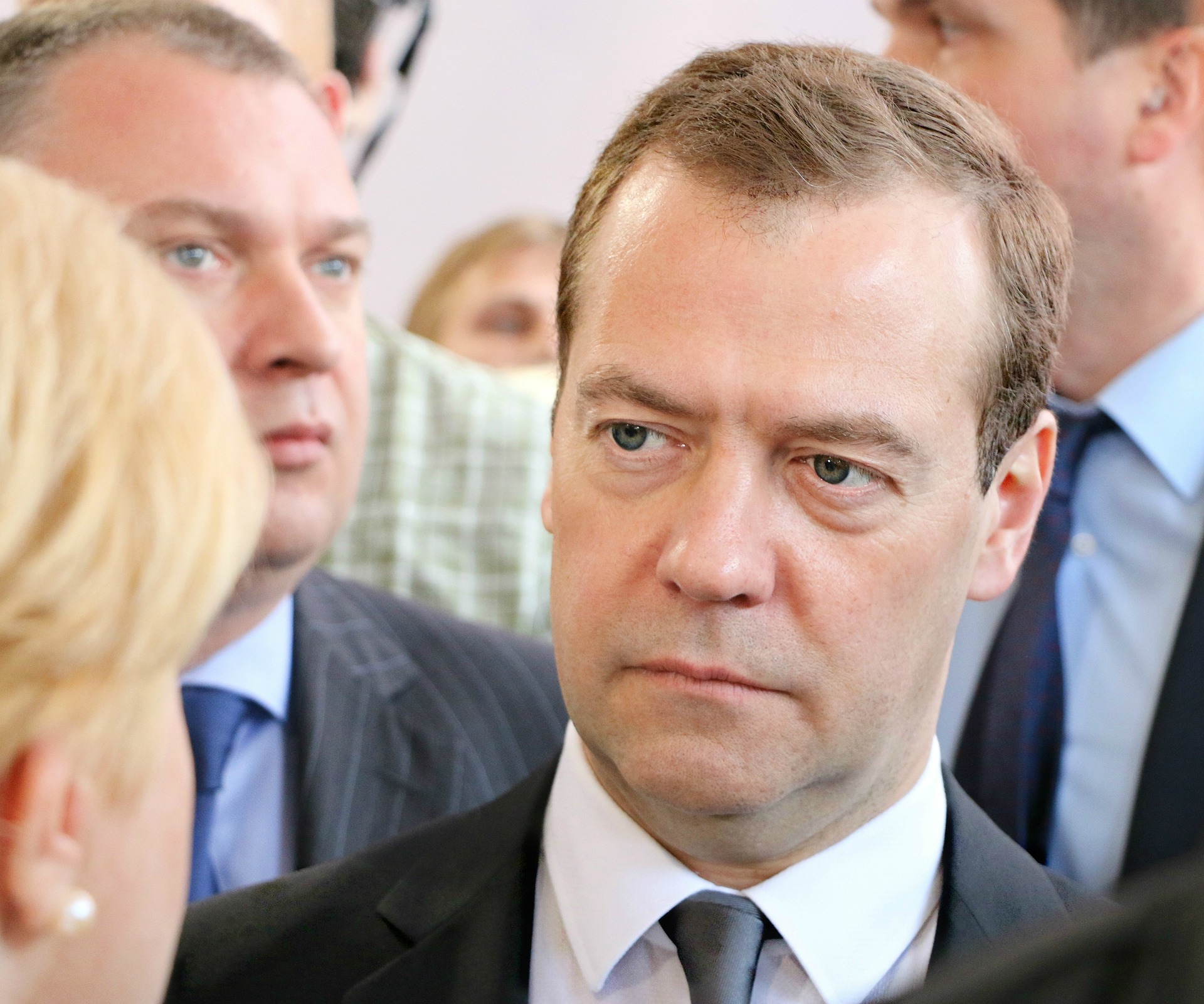 Дмитрий Медведев отреагировал на слова о прифронтовом Воронеже - фото 1