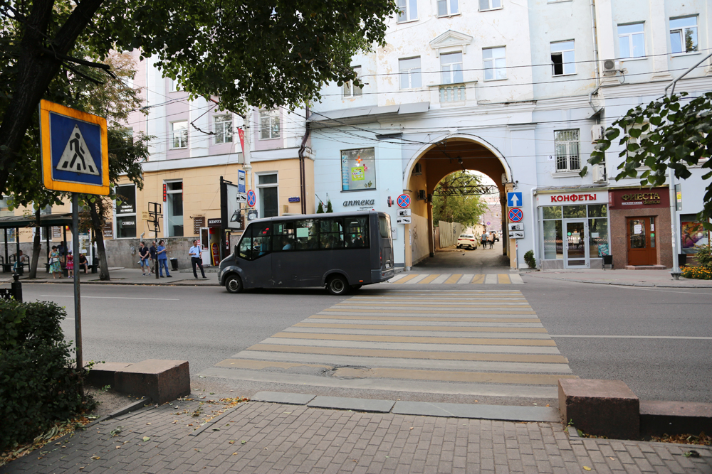 В Воронеже отменили ликвидацию удобных пешеходных переходов - фото 2