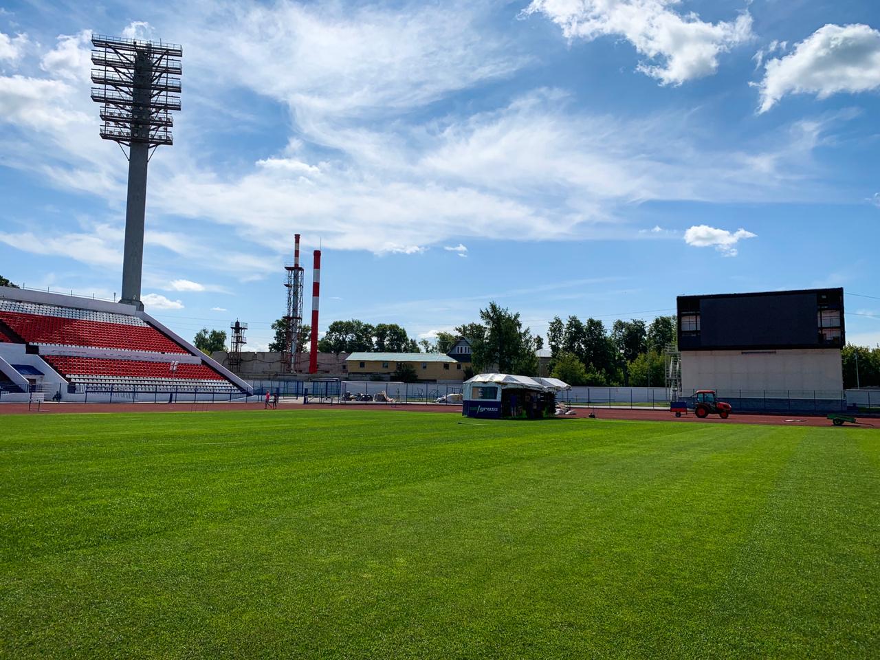 Покрытие на поле стадиона Локомотив станет идентично газону стадиона Нижний Новгород