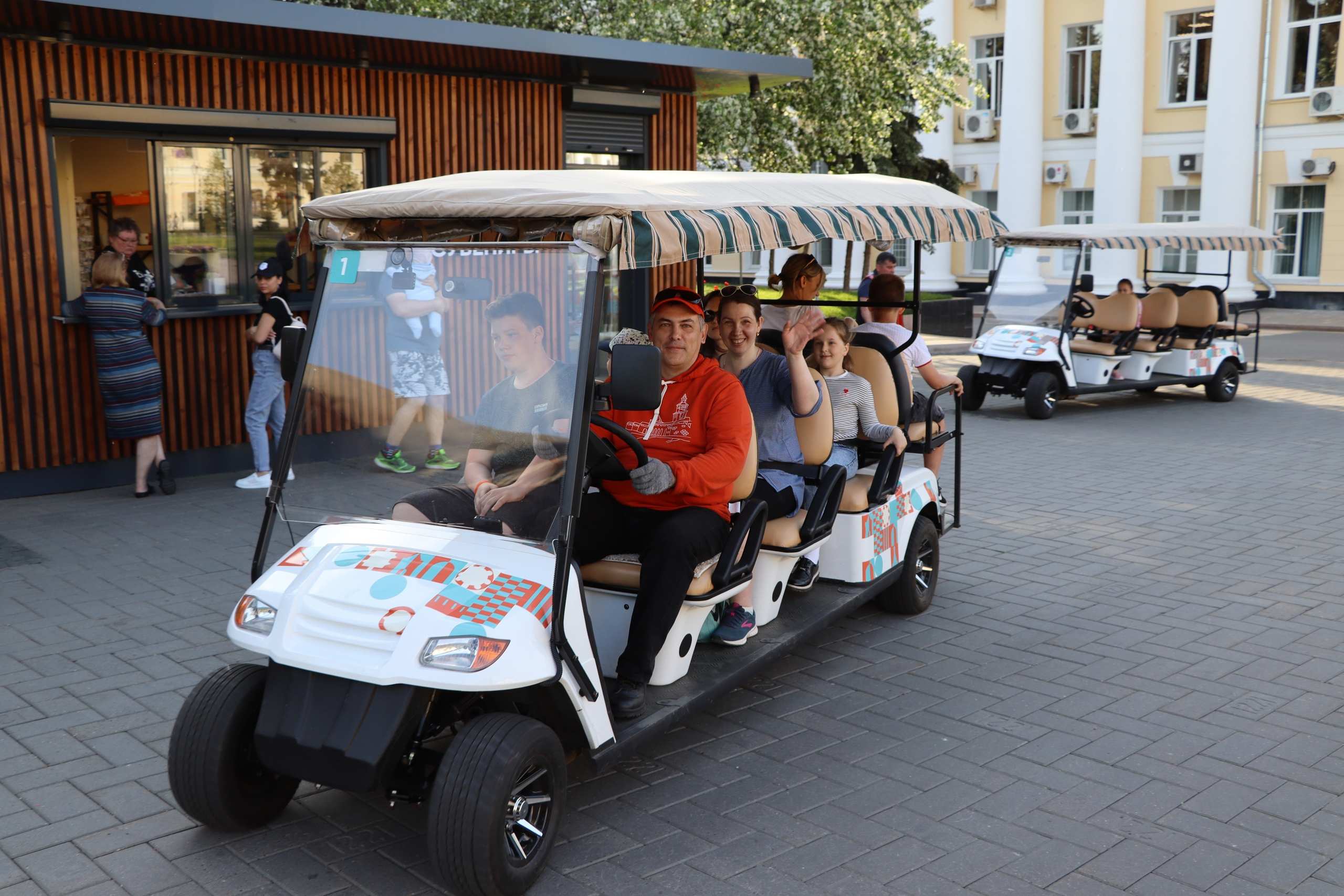 Экскурсии на электромобилях по Нижегородскому кремлю стартуют 1 апреля
