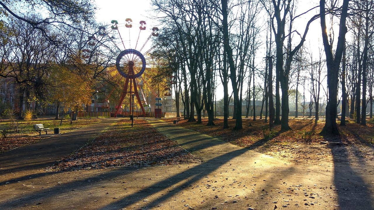 Названа дата запуска аттракционов в парках Самары - фото 1