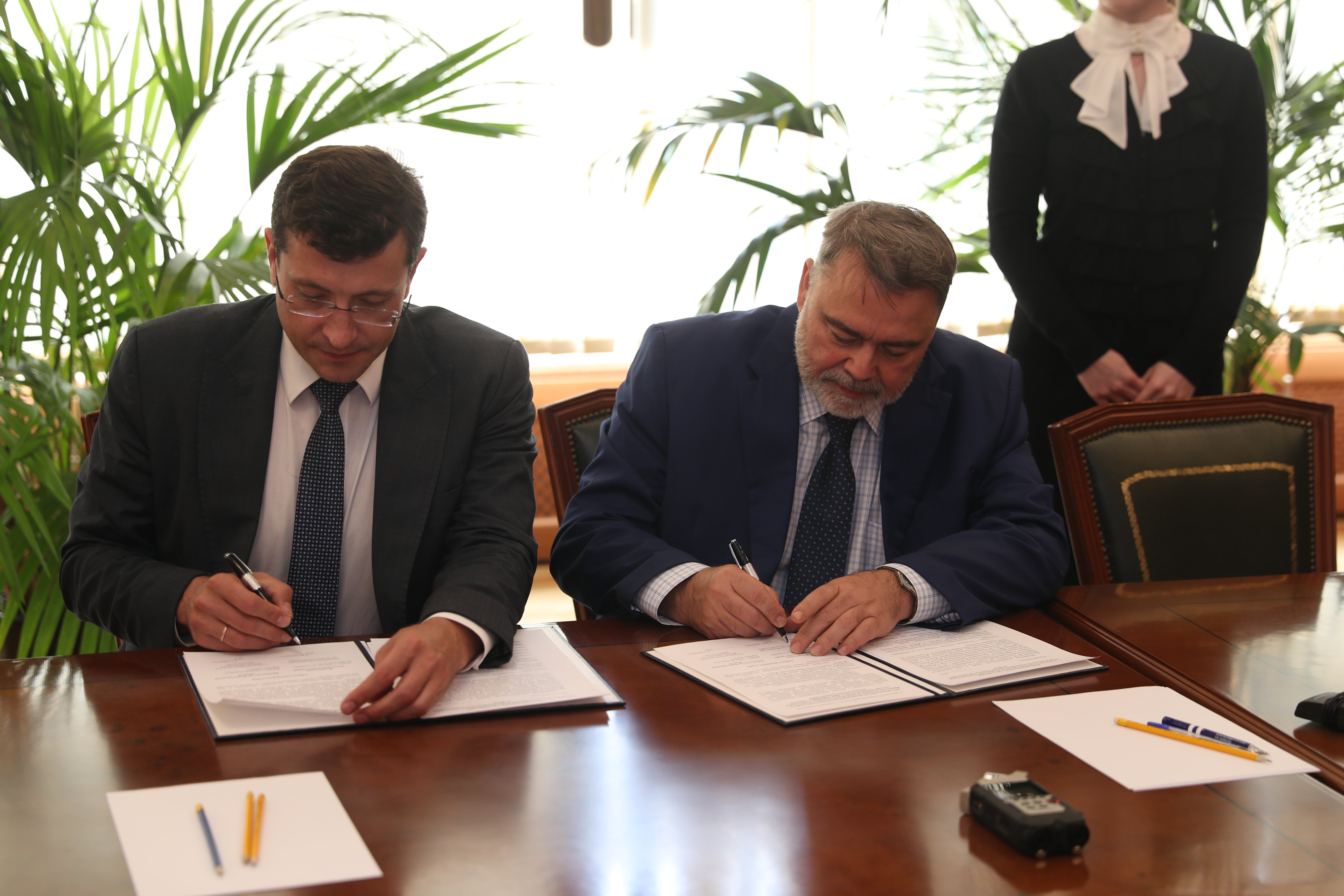 Глеб Никитин и Игорь Артемьев подписали дополнительное соглашение о сотрудничестве - фото 3