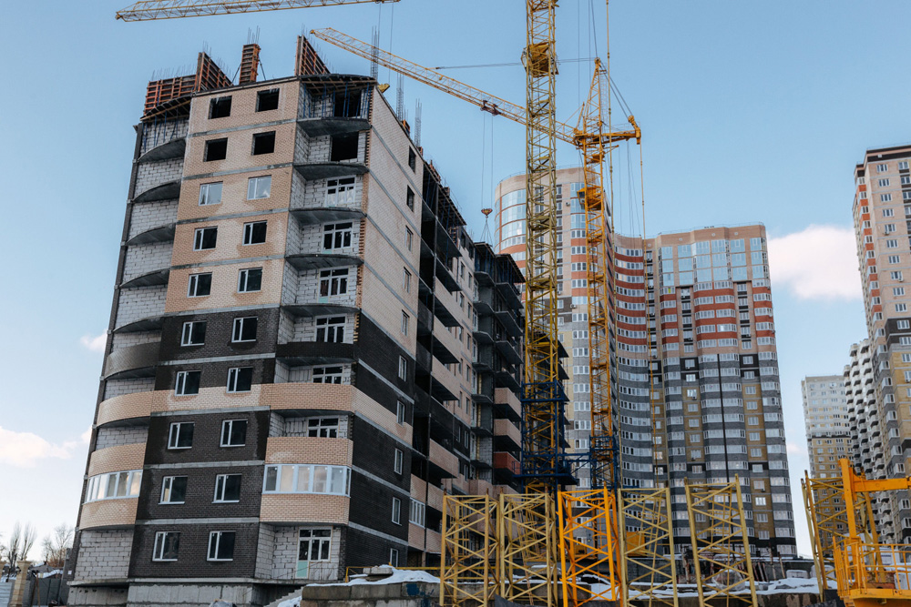 План по вводу жилья на Дону за восемь месяцев выполнен почти на 76% - фото 1