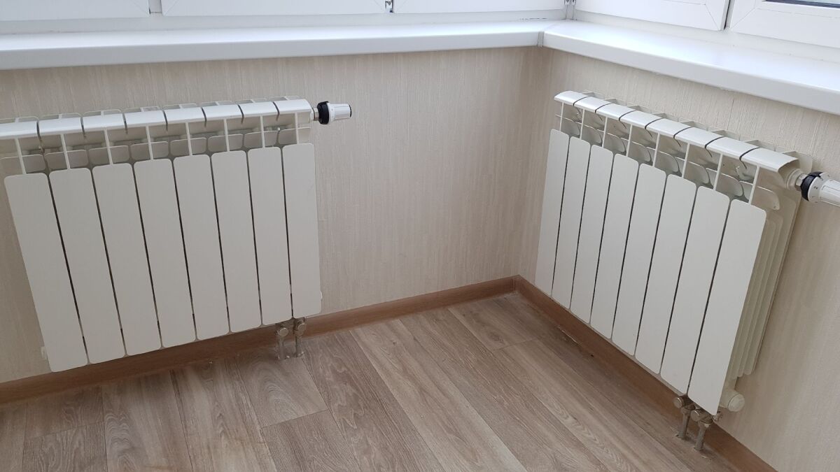 Нижегородцы просят вернуть отопление в квартиры из-за похолодания - фото 1